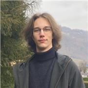 Studente Universitario Madrelingua Inglese